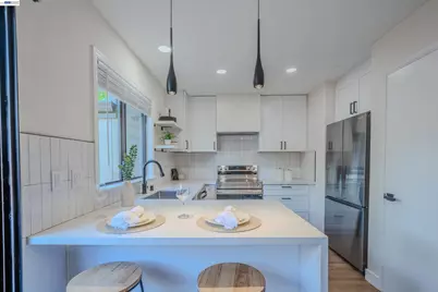 6151 Joaquin Murieta Ave #D, Newark, CA 94560 - Photo 15