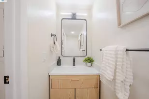 6151 Joaquin Murieta Ave, Newark, CA 94560 - Photo 19