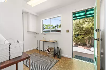 1250 Ocean Ave, Emeryville, CA 94608 - Photo 31