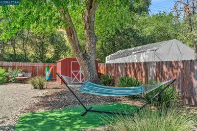 5092 Black Oak Rd, Concord, CA 94521 - Photo 27