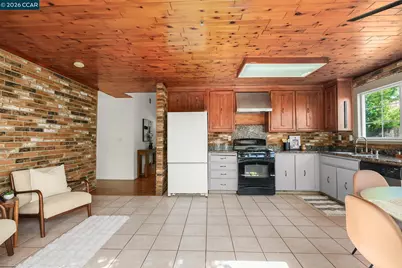 476 Pamela Dr, Bay Point, CA 94565 - Photo 3