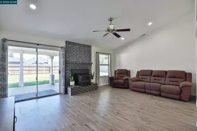 18902 Arrowhead Dr, Lockeford, CA 95237 - Photo 17