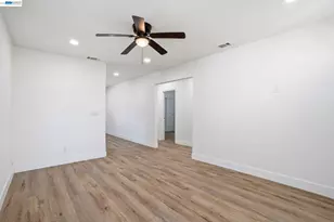 114 C St, Tracy, CA 95376 - Photo 7