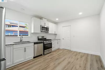114 C St, Tracy, CA 95376 - Photo 5