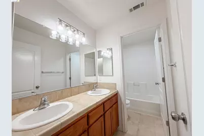 1257 Brooktrail Dr, Pittsburg, CA 94565 - Photo 37
