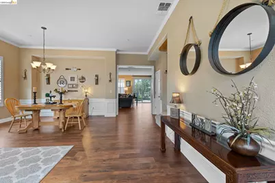 2705 Hawthorn Place, Brentwood, CA 94513 - Photo 13