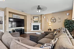 2705 Hawthorn Pl, Brentwood, CA 94513 - Photo 35