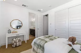 475 Mitchell Ave, Alameda, CA 94501 - Photo 25