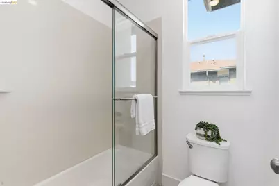 475 Mitchell Avenue, Alameda, CA 94501 - Photo 23