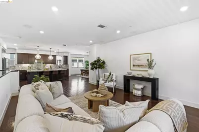 475 Mitchell Avenue, Alameda, CA 94501 - Photo 13