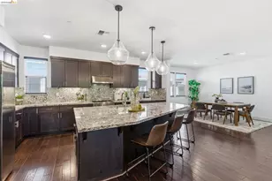 475 Mitchell Ave, Alameda, CA 94501 - Photo 15