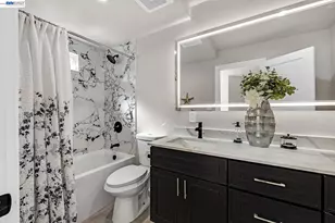 1515 Center St, Oakland, CA 94607 - Photo 9