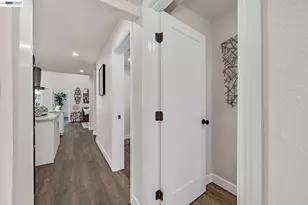 1515 Center St, Oakland, CA 94607 - Photo 15