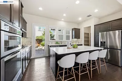 4360 Panorama Dr, Dublin, CA 94568 - Photo 5