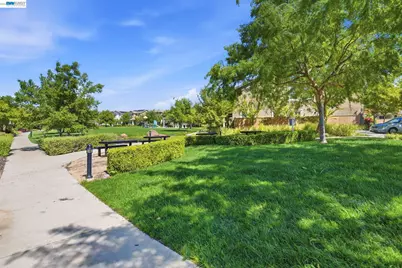 2332 Carbondale Way, Dublin, CA 94568 - Photo 41