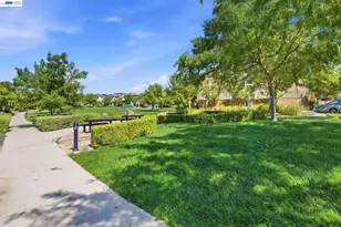 2332 Carbondale Way, Dublin, CA 94568 - Photo 41