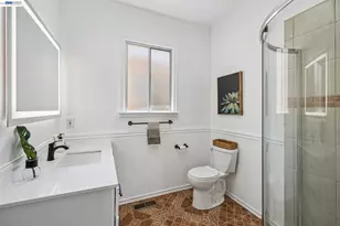 2135 Buena Vista Ave, Alameda, CA 94501 - Photo 25