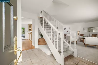 425 Roanoke Dr, Martinez, CA 94553 - Photo 5