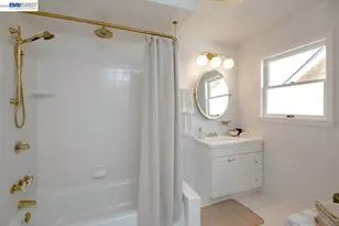 1111 Union St, Alameda, CA 94501 - Photo 49
