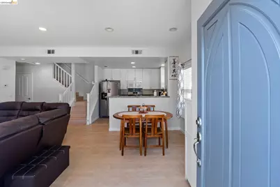 742 Cottage Ct, Mountain View, CA 94043 - Photo 3