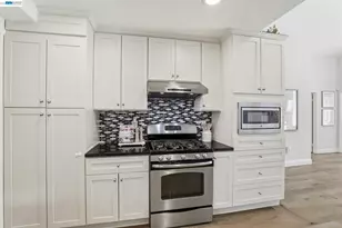 42525 Fern Cir, Fremont, CA 94538 - Photo 11