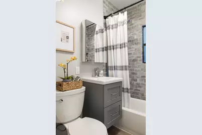 6211 Valley View Rd, Oakland, CA 94611 - Photo 17