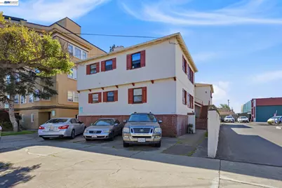 712 Santa Clara Avenue, Alameda, CA 94501 - Photo 3