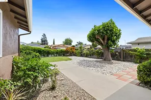 1621 Edgewood Dr, Oakley, CA 94561 - Photo 7