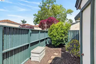 202 Baywood Rd, Alameda, CA 94502 - Photo 25