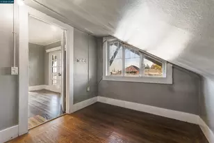 5315 Cole St, Oakland, CA 94601 - Photo 9