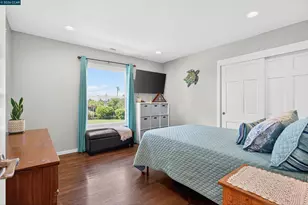 73 Pine Hill Dr, El Sobrante, CA 94803 - Photo 43