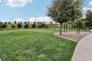 601 Sandalwood Dr, Livermore, CA 94551 - Photo 57