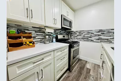 418 Douglas Ave, Oakland, CA 94603 - Photo 5
