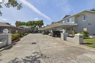 20153 Forest Ave, Castro Valley, CA 94546 - Photo 37