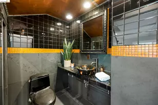 683 Mandana Blvd, Oakland, CA 94610 - Photo 27