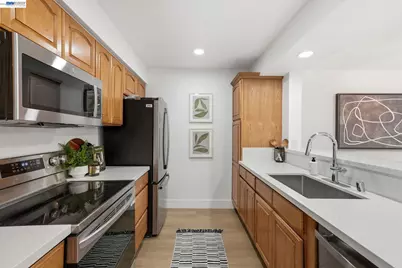 2 Knoll Ct, Hercules, CA 94547 - Photo 15