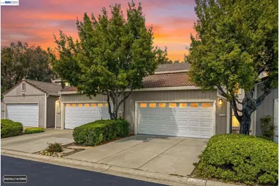2 Knoll Ct, Hercules, CA 94547 - Photo 1