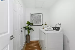 2 Knoll Ct, Hercules, CA 94547 - Photo 33