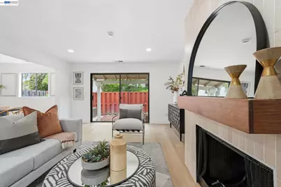 2 Knoll Ct, Hercules, CA 94547 - Photo 41