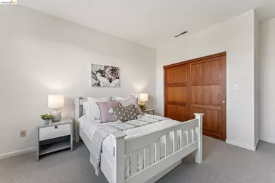 13454 Campus Dr, Oakland, CA 94619 - Photo 45