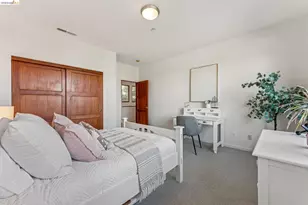 13454 Campus Dr, Oakland, CA 94619 - Photo 47