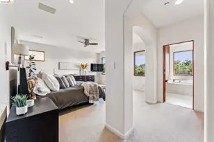 13454 Campus Dr, Oakland, CA 94619 - Photo 25