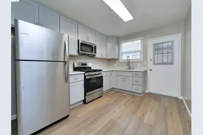 1315 135th Ave, San Leandro, CA 94578 - Photo 5