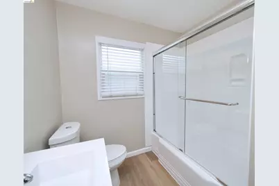 1315 135th Ave, San Leandro, CA 94578 - Photo 21