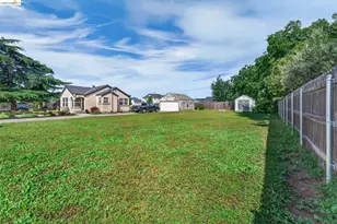 13385 Extension Ct, Lodi, CA 95242 - Photo 11