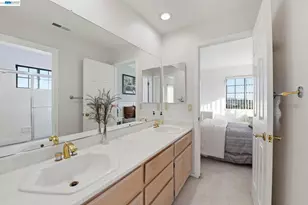 43884 Cameron Hills Dr, Fremont, CA 94539 - Photo 37