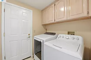 43884 Cameron Hills Dr, Fremont, CA 94539 - Photo 39