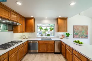 1170 Sunrise Ridge Dr, Lafayette, CA 94549 - Photo 15