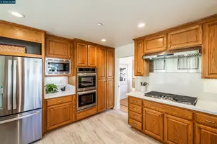 1170 Sunrise Ridge Dr, Lafayette, CA 94549 - Photo 19