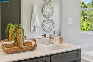 116 Castle Rock Ln, Walnut Creek, CA 94598 - Photo 43